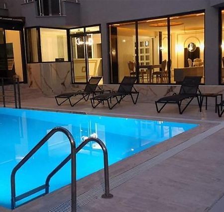 Q Business Hotels Antalia Esterno foto