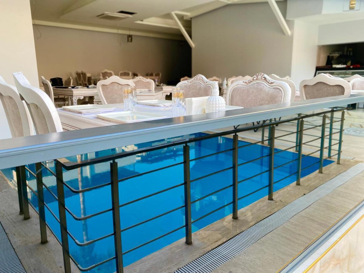 Q Business Hotels Antalia Esterno foto
